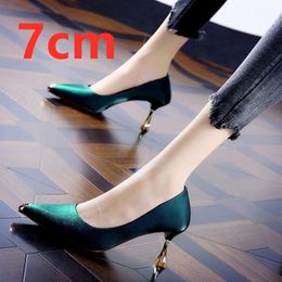 Chaussures habillées Cresfimix femmes mode doux vert pu cuir talons aiguilles pour bureau dame noir été chaussures à talons hauts zapatos dama a6047 230711