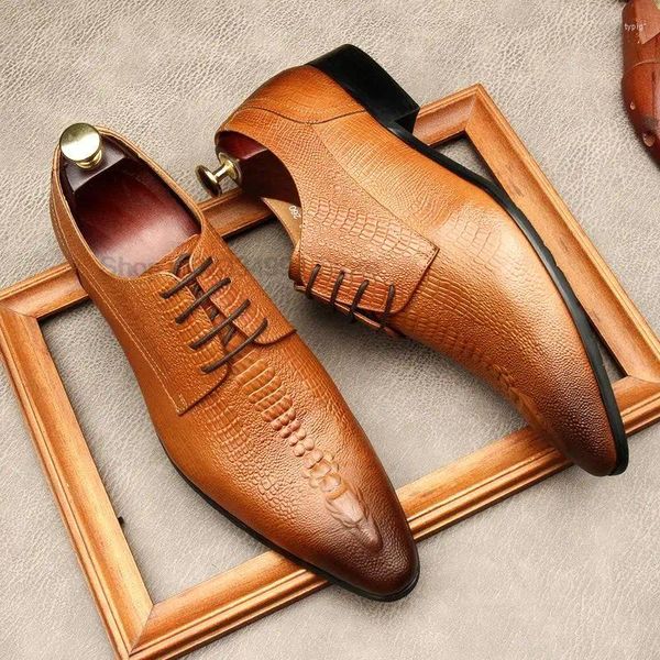 Chaussures habillées crocodile motif de chaussure de derby masculine en cuir authentique artisanal à la main le lacet de bureau de travail de bureau de mariage formel pour les hommes
