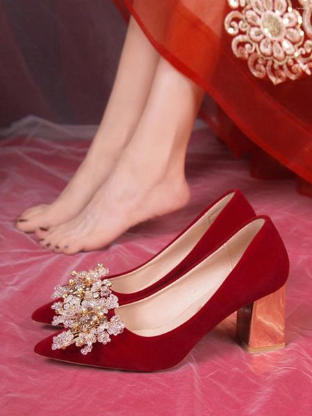 Chaussures de robe Crystal Block Talons pour femmes Pompes Slip sur Lacets 2024 Sandales compensées pointues Dames Bouche peu profonde Ornements Chunky Slip-