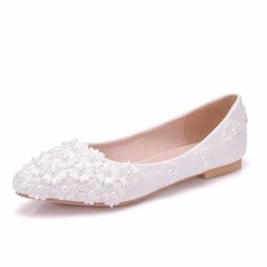 Chaussures habillées Crystal Queen Ballet Flats blanc Perle Lace Talon Casual Pointed Toe Princess H240409 3O3Z