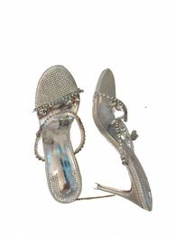 2022 Dress Shoes Diamond Hog Heel Ress Wedding Party Shoe Sparkling Ladies Luxe Designer Gear Women Gypsophila -serie