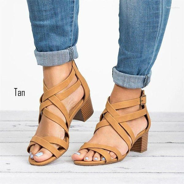 Chaussures de robe Discount Europe Summer 2024 Femmes Sandales à talons hauts à talons hauts Fashion Casual Femme Med (3cm-5cm) Plus Taille 35-43