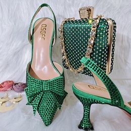 Chaussures habillées doershow et ensemble de sacs chaussure italienne de couleur verte africaine décorée de strass de haute qualité! SRT115 230216