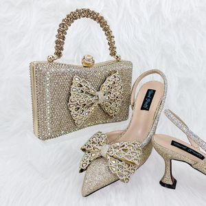 Zapatos de vestir Doershow Buen precio Italiano y conjunto de bolsos Zapato de boda africano Bolso de Italia ¡Mujeres de verano! HFG1-12