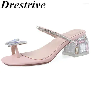 Chaussures habillées Drestrive 2024 Summer Fashion Femmes Sandales Crystal Cow Cuir carré ToE