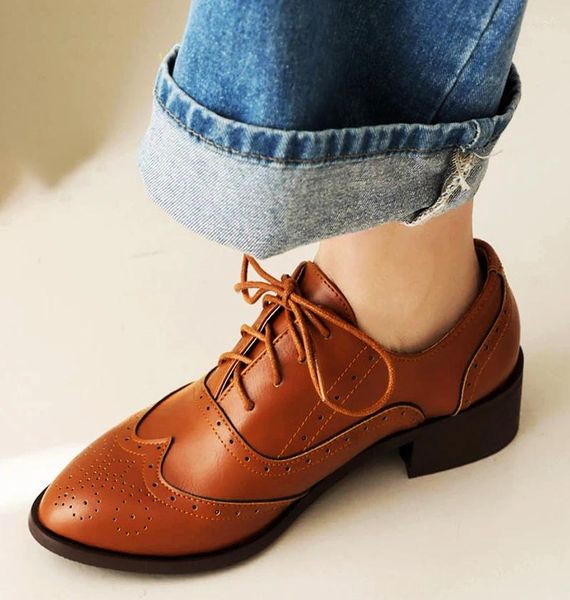 Chaussures habillées Eagsity Style britannique brun oxford femmes décontractées cuir brogue pointu à talons carrés derby