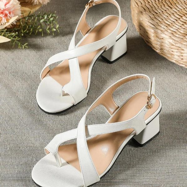 Zapatos de vestir elegantes sandalias de cabello blanco de la mujer Fashion Open Toe Sillpers Lady Beach cómoda XQ427-1