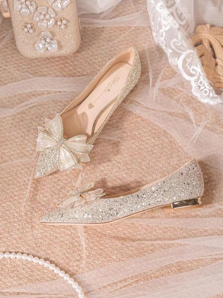 Robe chaussures fiançailles femmes vêtements voyantes princesses mariage deux porter des talons bas pour les mariées plates en cristal enceintes