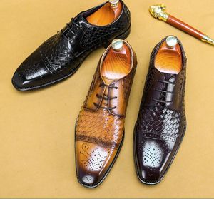 Zapatos de vestir Estilo inglés Hecho a mano Punta estrecha Punto Hombres Oxfords Formal Brogue High Top Cuero genuino con cordones