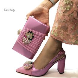 Chaussures habillées Est mode italienne et ensemble de sacs en gros 2023 couleur rose pour mariage sac à main assorti femmes fête