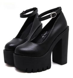 Chaussures habillées fanan 2021 printemps été décontractée Highheeled sexy ruslana korshunova talons épais plate-forme de plate-forme noire blanche 422439851