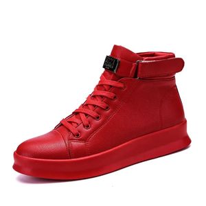 Zapatos de vestir Moda Zapatillas rojas Hombres Cómodo Alto Top Skateboard Hombre Diseñador Plataforma Entrenadores Cuero 231025