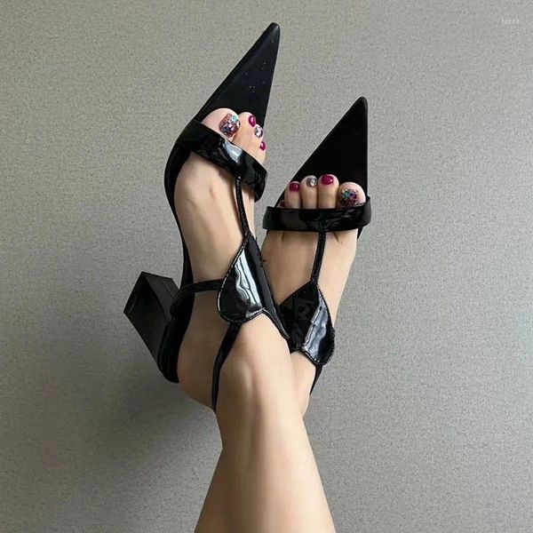 Zapatos de vestir de moda sandalias romanas para mujeres sexy tacones negros grues