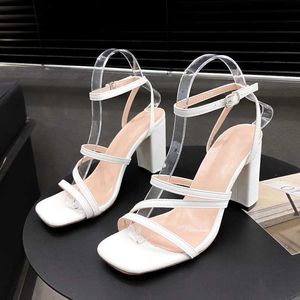 Chaussures habillées à la mode des femmes d'été blancs sandales talons simples