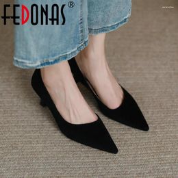 Chaussures habillées Fedonas Elegant Thin High Heels Femmes Pumps 2024 Printemps Summer Cuir authentique pointu Points peu profonds Basic Office femme femme