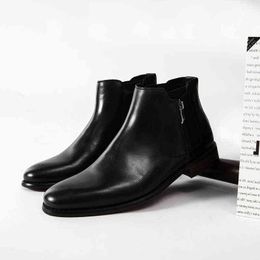 Dress Shoes First Layer Cowhide Chelsea Boots Men's Leather 2022 New Autumn Winter Martin Boots British Style Business Dress 220810
