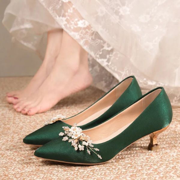 Chaussures habillées fleurs bout pointu pompes pour femmes vert soie talons bas chaussures femme sans lacet mince talon dame chaussures vert chaussures de fête 231024