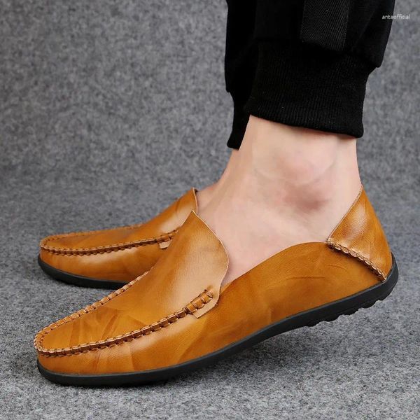 Zapatos de vestir para hombres Zapato de cuero casual con mocasines sin cordones con punta baja y punta estrecha Zapatos para hombre Diseñador diario