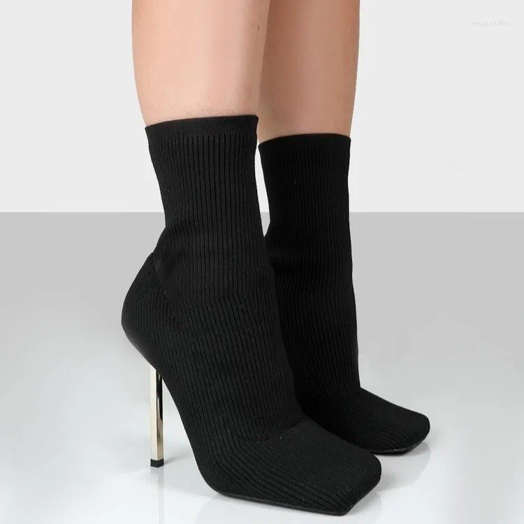 Модельные туфли Внешняя торговля Большие размеры 2024 Осенне-зимние эластичные носки на высоком каблуке с квадратным носком Модные модные женские сапоги