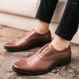 Robe chaussures Fotwear cuir hommes grande taille 38-47 bureau formel pour lacets mariage concepteur hommes Oxfords Sapatos Homens