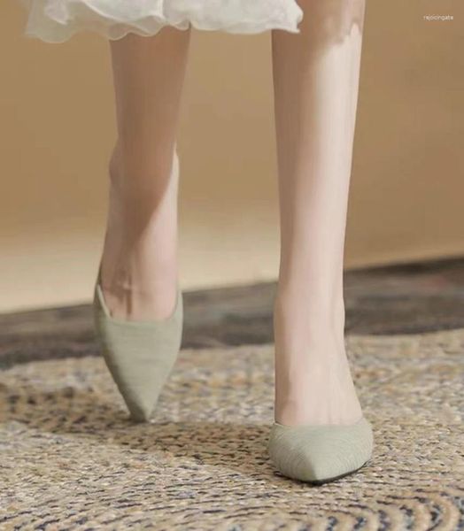 Chaussures habillées mariage français femme d'honneur peut généralement porter les pieds pas fatigués vent de fée