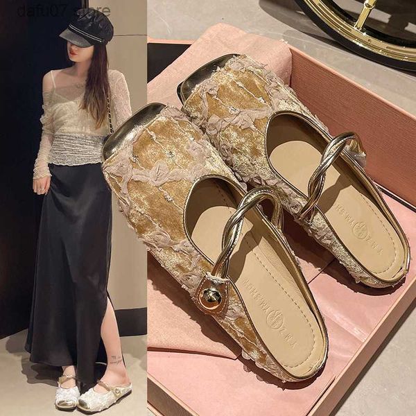 Chaussures habillées nouvelles de style chinois à fond plat baotou demi-pantoufles femmes 2024 Soft Soft Sole français H240412