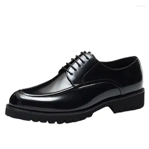 Chaussures habillées en cuir véritable affaires décontractées pour hommes de luxe à lacets brevet Derby mocassins mariage # 23660