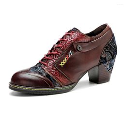 Chaussures habillées en cuir authentique en cuir brossé Oxford Pumps pour femmes Cousage imprimé vintage