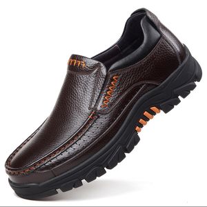 Chaussures habillées en cuir véritable hommes mocassins vache souple décontracté chaussures pour hommes noir marron sans lacet A2088 230728