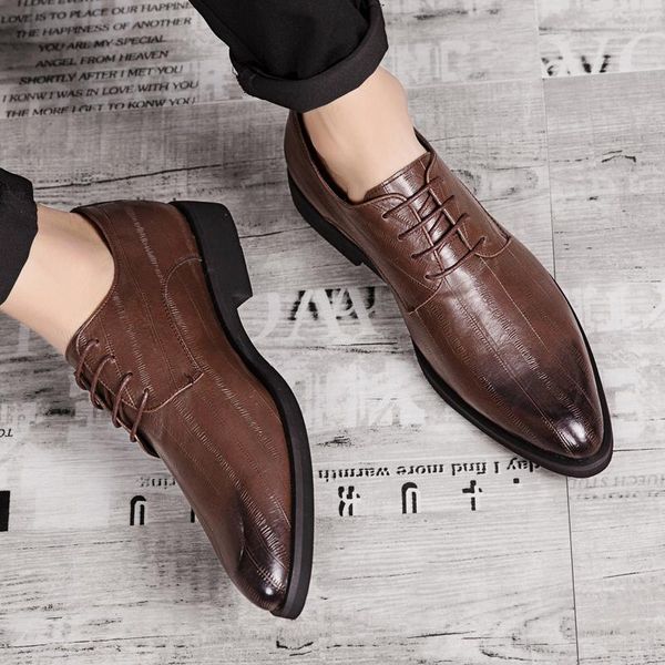 Zapatos de vestir genuino cuero mancha para hombre talón trabajador zapatillas elegantes hojas de diseño de diseñadores deportivos zapatillas de zapatillas