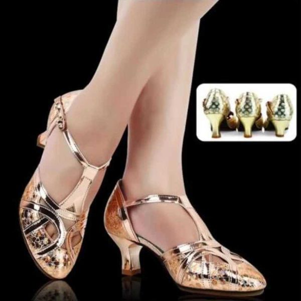 Zapatos de vestir Zapatos de baile latino de cuero con purpurina para mujer Punta cerrada Suela suave Salsa Zapato moderno Zapatos de baile de salón de tango 3.5/5.5/6.5 cm HeelL231228