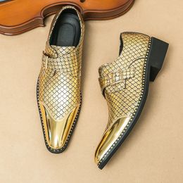 Nette schoenen Goud voor heren Bruiloft Loafers Puntschoen Visschaalpatroon Gesp Zilver met maat 3945 231121