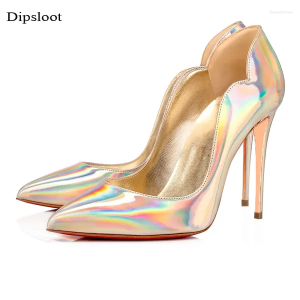 Chaussures habillées Gold Red Laser Cuir Shiny Pumps de mariage pour femmes talons hauts femelles reflétant le banquet de coupe peu profonde