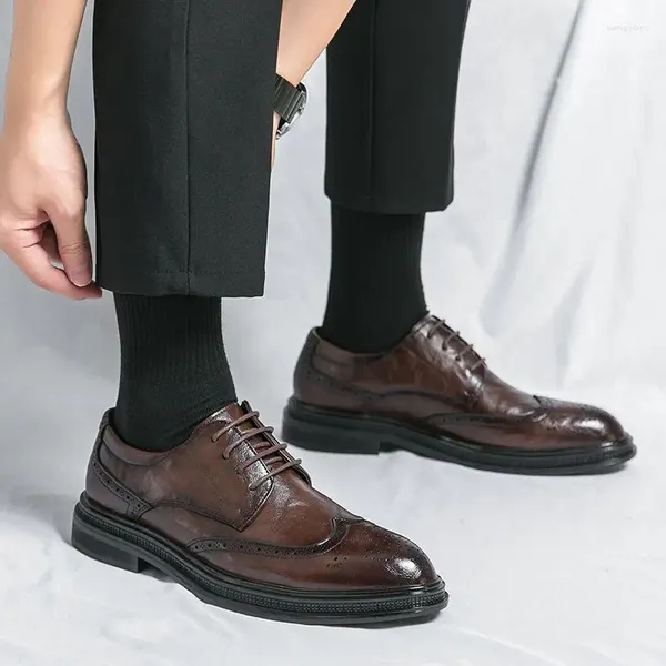 Zapatos de vestir hechos a mano negro marrón para hombre Oxford cuero de alta calidad hombres clásico negocio formal brogue para A110