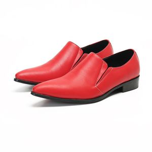 Chaussures habillées faites à la main en cuir de vache véritable hommes rouge jaune mariage bout pointu hommes Banquet mocassins taille classique 47 robe