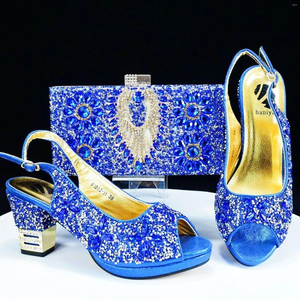 Robe chaussures Haniye Royal Blue Peep Toe quotidien ou sac de fête ensemble pour les femmes mariée de mariage