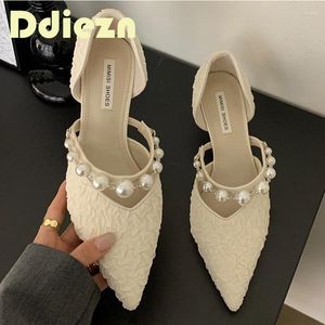 Zapatos de vestir sandalias tacones de tacón femenino calzado de pie puntiagudo casual para mujeres bombas de perlas de primavera de primavera tacones altos