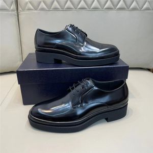 Chaussures habillées haut de gamme pour hommes formels avec semelles épaisses en cuir véritable et lacets brillants