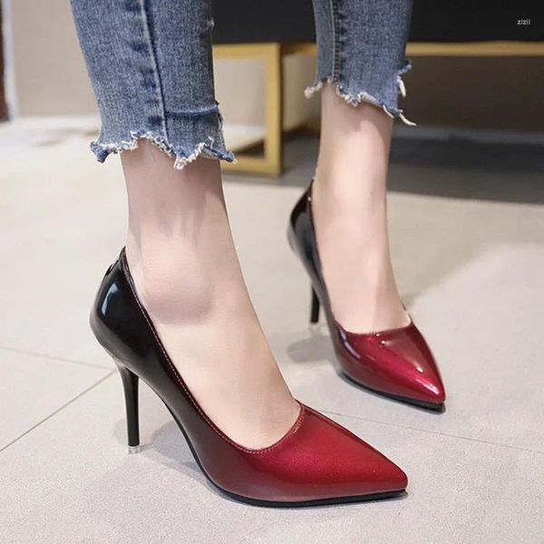 Robe chaussures à talons hauts simples femmes stiletto 2023 printemps dégradé couleur femmes européennes et américaines super