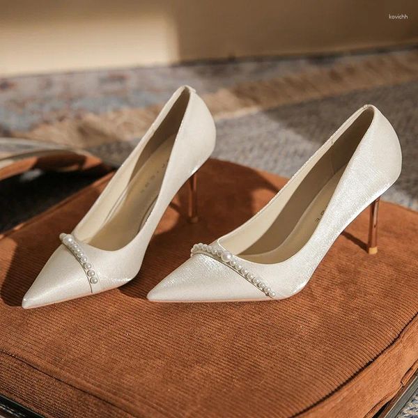 Robe chaussures à talons hauts mariage femmes 2024 deux vêtements français perle pointu talon mince