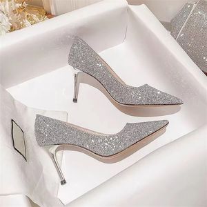 Chaussures habillées Talons hauts Femmes Chaussures De Mariage Mariée Or Talons De Luxe Designer Élégant Parti Sandales Robe Bande Pole Dance Sexy Talons Argent 231030