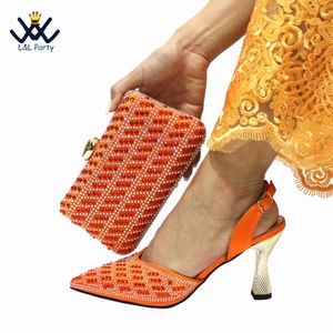 Robe chaussures de haute qualité arrivées femmes nigérianes sac assorti ensemble avec cristal brillant style sexy pour la fête 231019