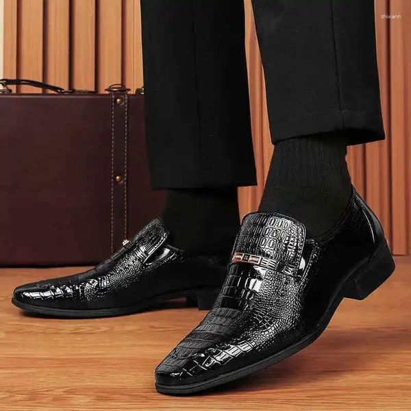 Zapatos de vestir Zapatillas de deporte masculinas negras de alta calidad sin tacones Acolchados para hombres para calcetines Diseñador Entrenadores Tenis