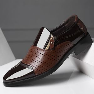 Nette schoenen Italiaanse zwarte formele schoenen Heren Loafers Trouwjurkschoenen Lakleer Oxford schoenen voor leren herenschoenen 230912