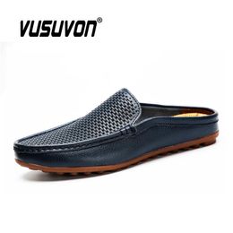 Geklede Schoenen Italiaanse Mannen Luxe Lederen Loafers Mocassins Zwart Zacht Outdoor Rijden Platte Antislip Mode Slippers Zomer 231026