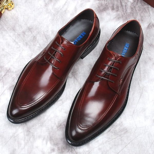 Zapatos de vestir Zapato de cuero italiano para hombres Moda para hombre Lace Up Borgoña Negro Oficina de boda Formal Oxford para hombres
