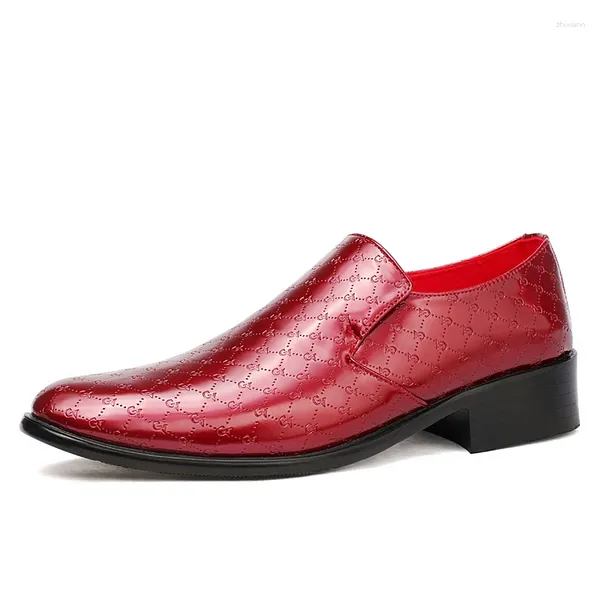 Zapatos de vestir Italia Hombres Mocasines Cuero rojo Moda Diseñador masculino Calzado de negocios británico