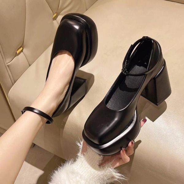 Zapatos de vestir japoneses Mary Jane Pump Mujeres 2024 Spring Bozo poco profundo Tallones gruesos Plataforma Plataforma redonda del dedo del pie Hebilla de moda