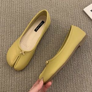 Jurk Schoenen Japanse Stijl Tabi Ninja Schoenen Vrouwen Gezellige Lederen Flats Split Hoof Toe Loafers Femme Mary Jeans Mocasines dames Ballerina Schoen 230724