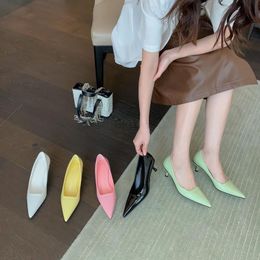 Jurk schoenen japanned lederen puntige teen pompen vrouw 5-kleuren kantoor ondiepe slip op klauwen Hauts Stiletto hoge hakken vrouwen 2022